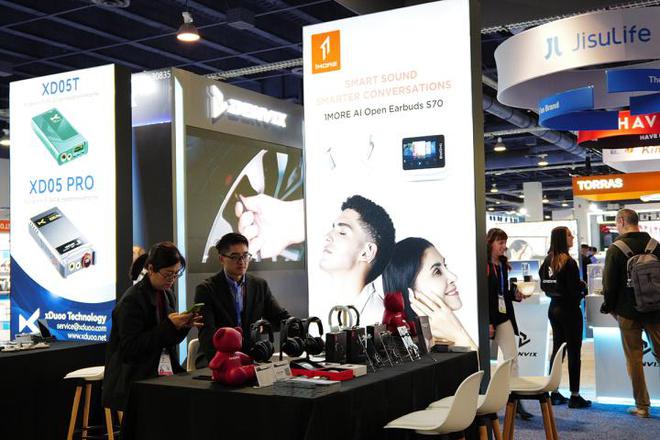 S 2025：展示众多形态的耳机新品凯发·k8国际1MORE万魔参展CE(图4)